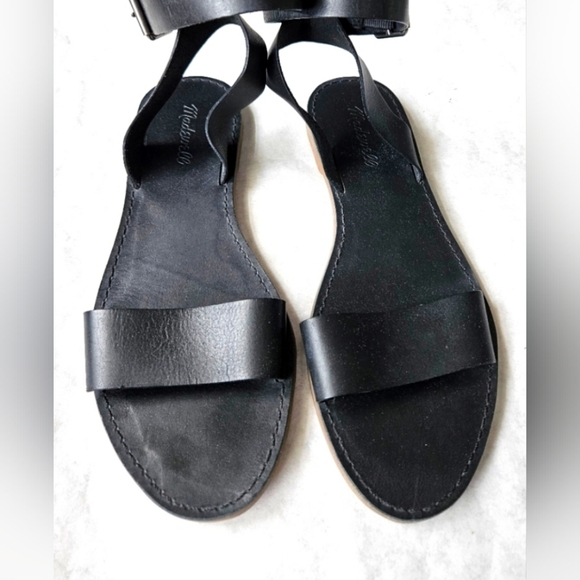 Madewell Black Leather Flat Sandals | Size 10 - Picture 2 of 5